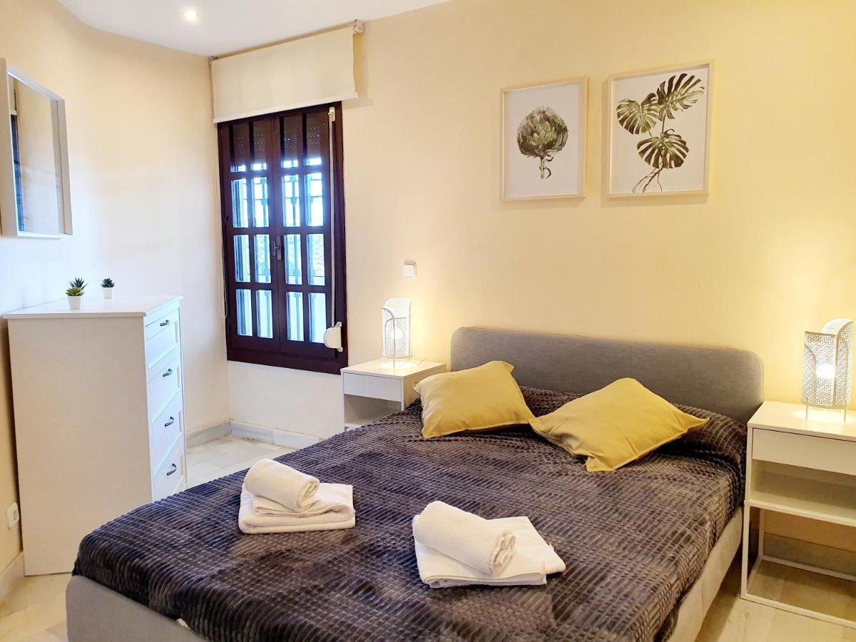 Cozy Apartment On The Beach Sitio de Calahonda Esterno foto