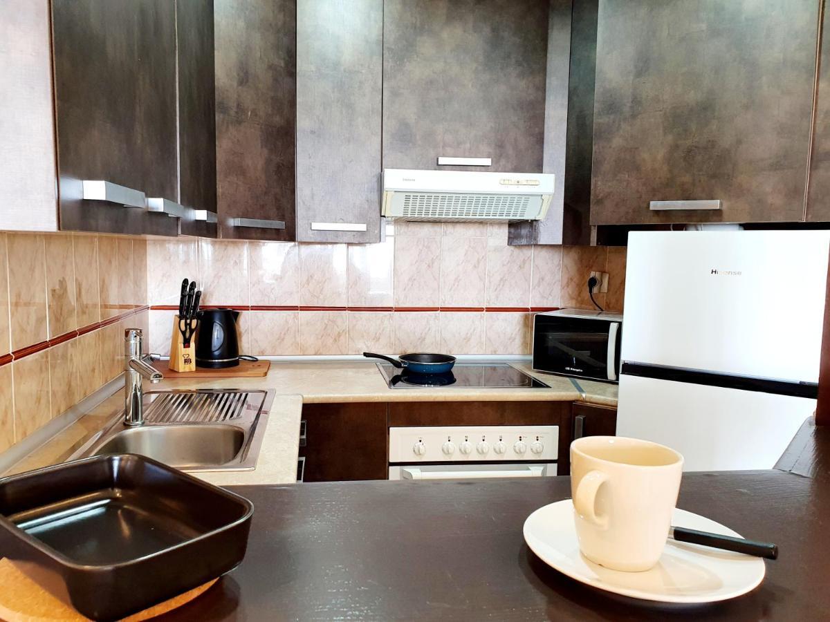 Cozy Apartment On The Beach Sitio de Calahonda Esterno foto