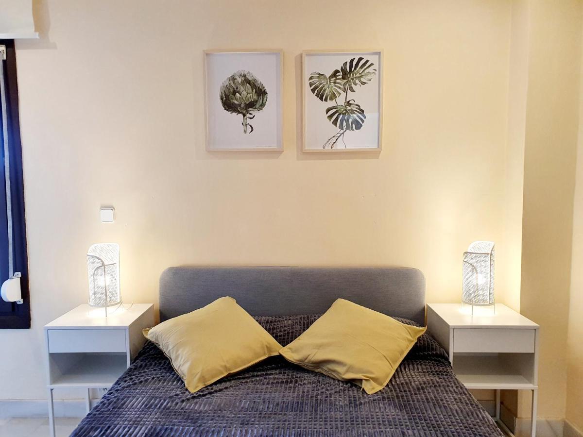 Cozy Apartment On The Beach Sitio de Calahonda Esterno foto