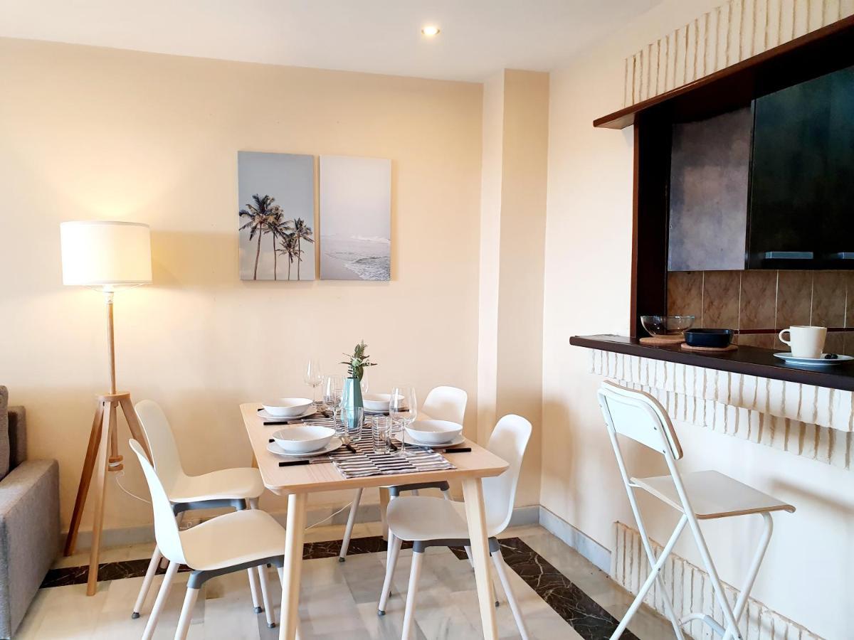 Cozy Apartment On The Beach Sitio de Calahonda Esterno foto