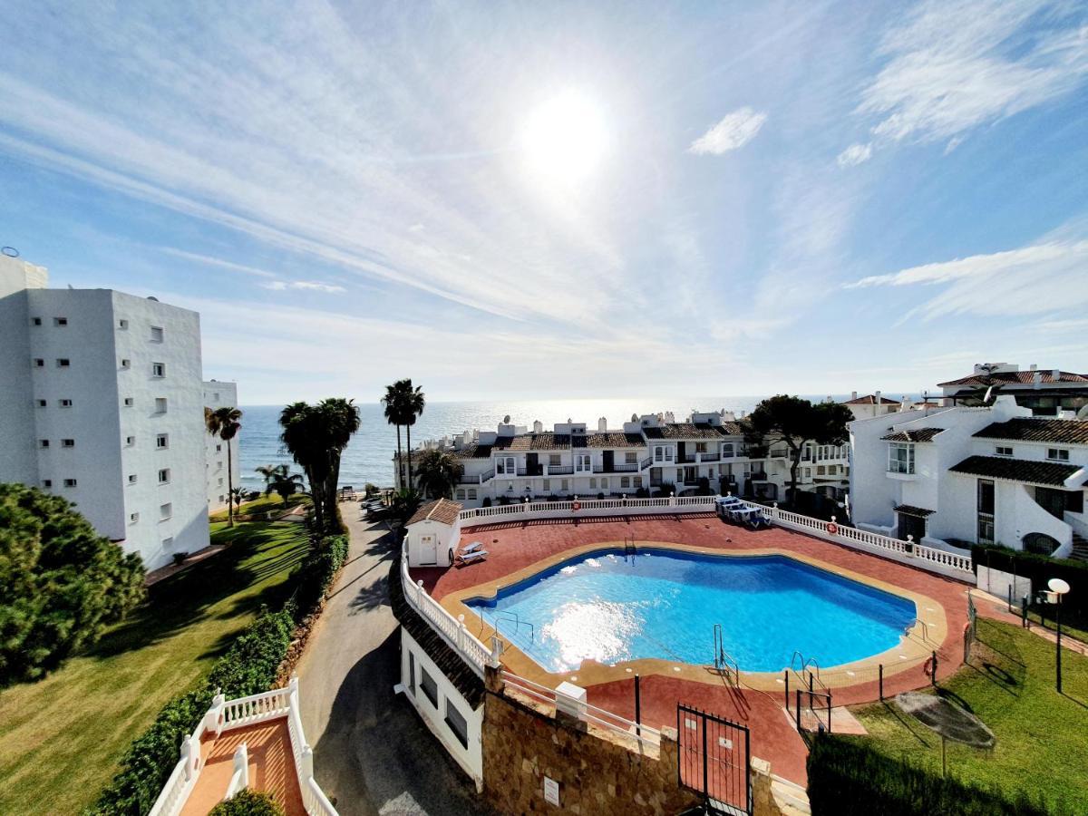 Cozy Apartment On The Beach Sitio de Calahonda Esterno foto