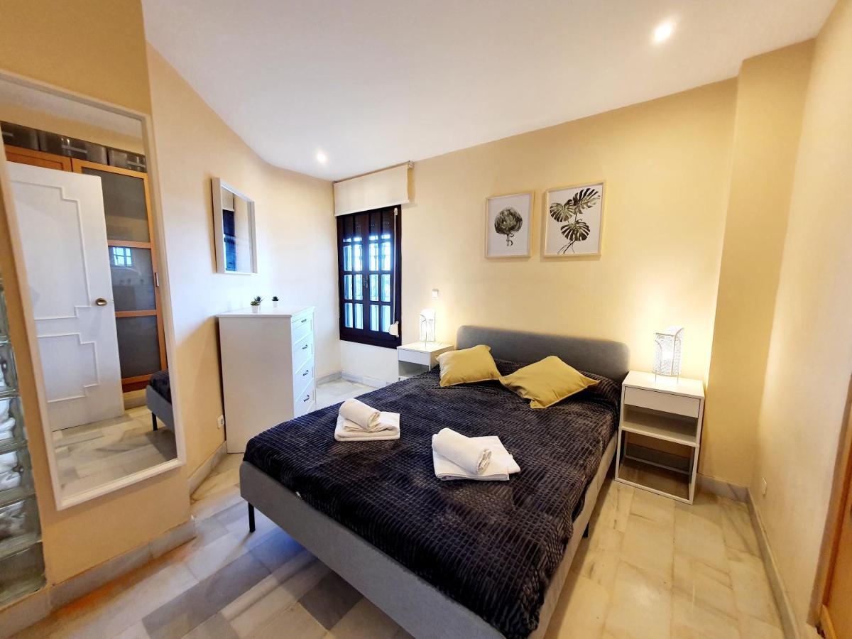 Cozy Apartment On The Beach Sitio de Calahonda Esterno foto