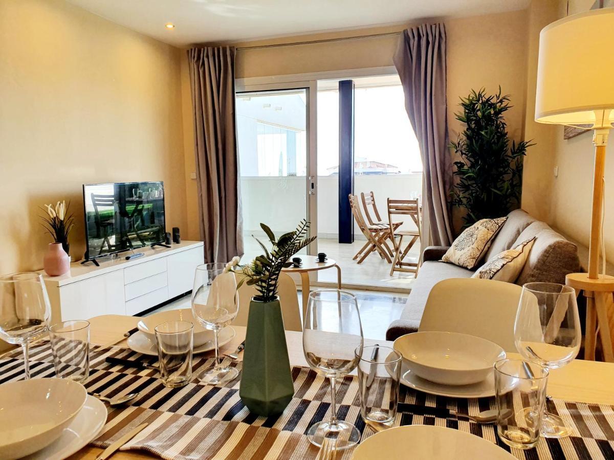 Cozy Apartment On The Beach Sitio de Calahonda Esterno foto
