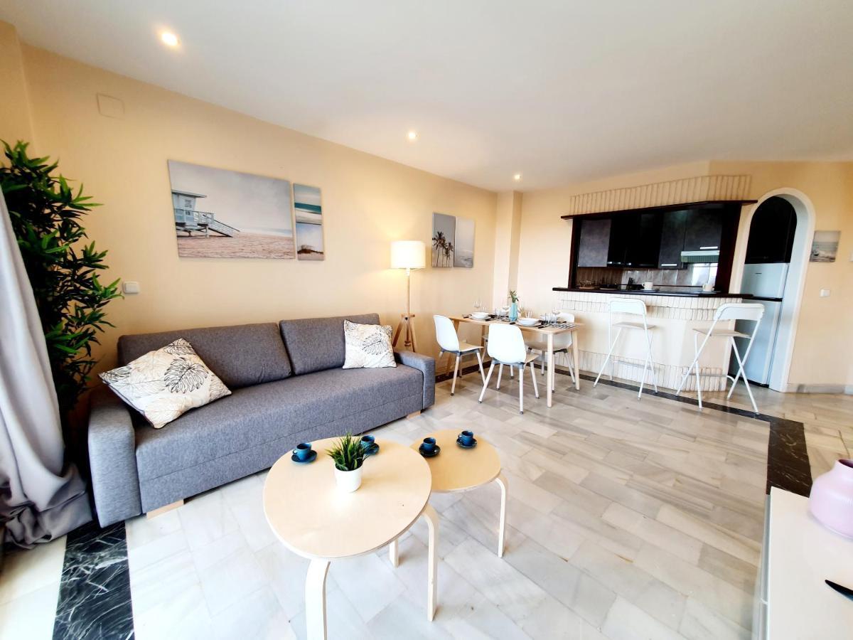 Cozy Apartment On The Beach Sitio de Calahonda Esterno foto